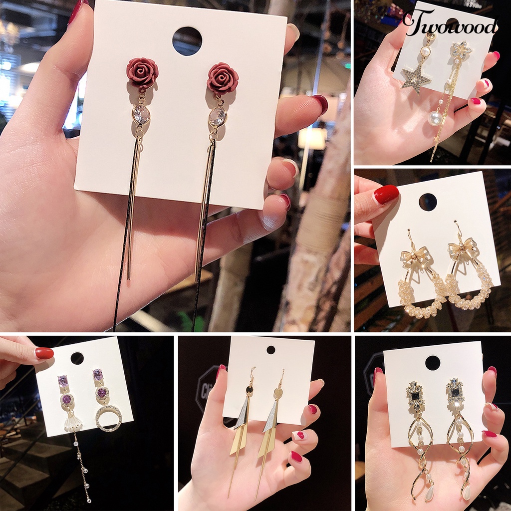 1 Pasang Anting Stud Rumbai Mutiara Tiruan Gaya Vintage Untuk Hadiah Ulang Tahun