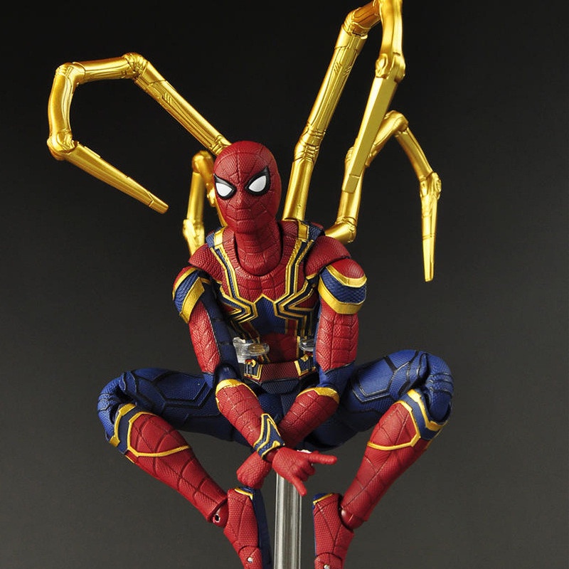 Mainan Action Figure Marvel The Avengers 3 Infinity WarPVC Spiderman Dapat Bergerak Untuk Anak