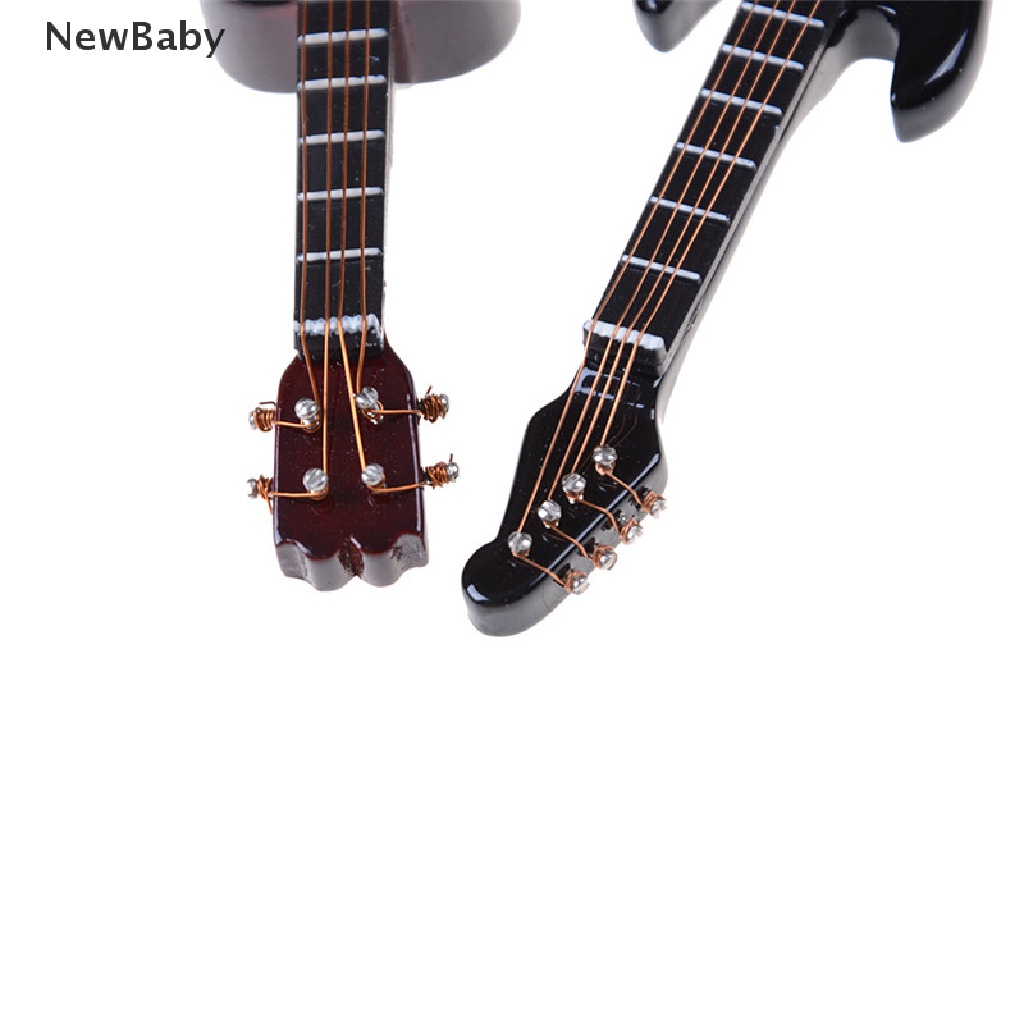 Miniatur Instrumen Musik Gitar Folk DIY Dekorasi Rumah Boneka 1: 12