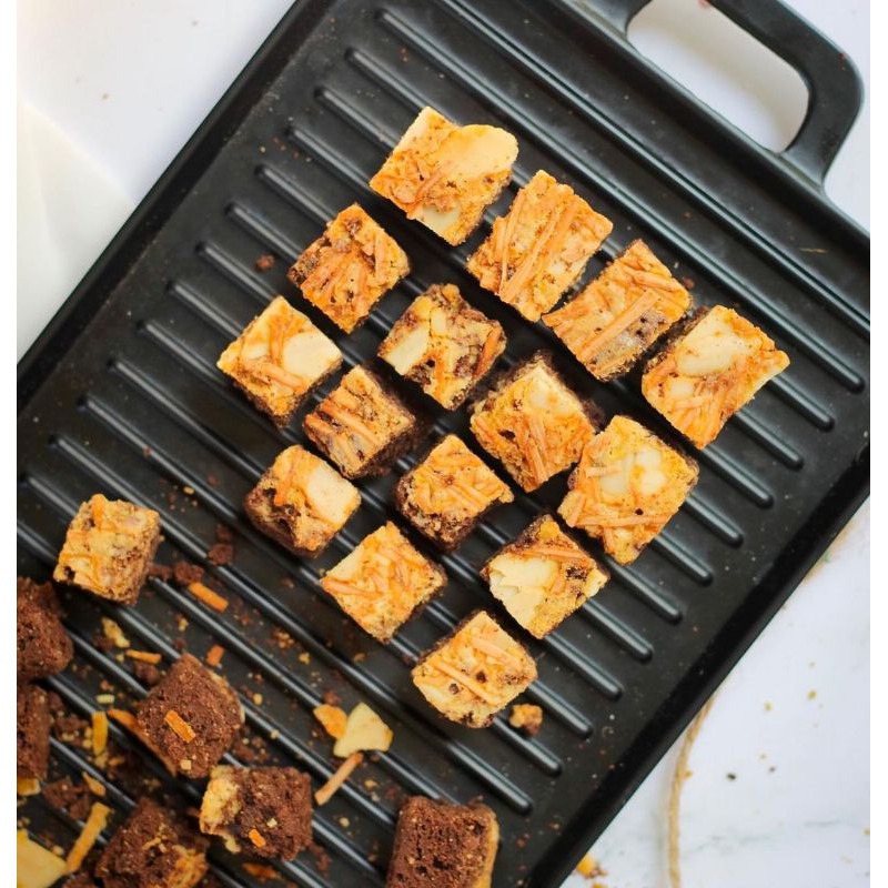 

Camie Brownis Kering Original