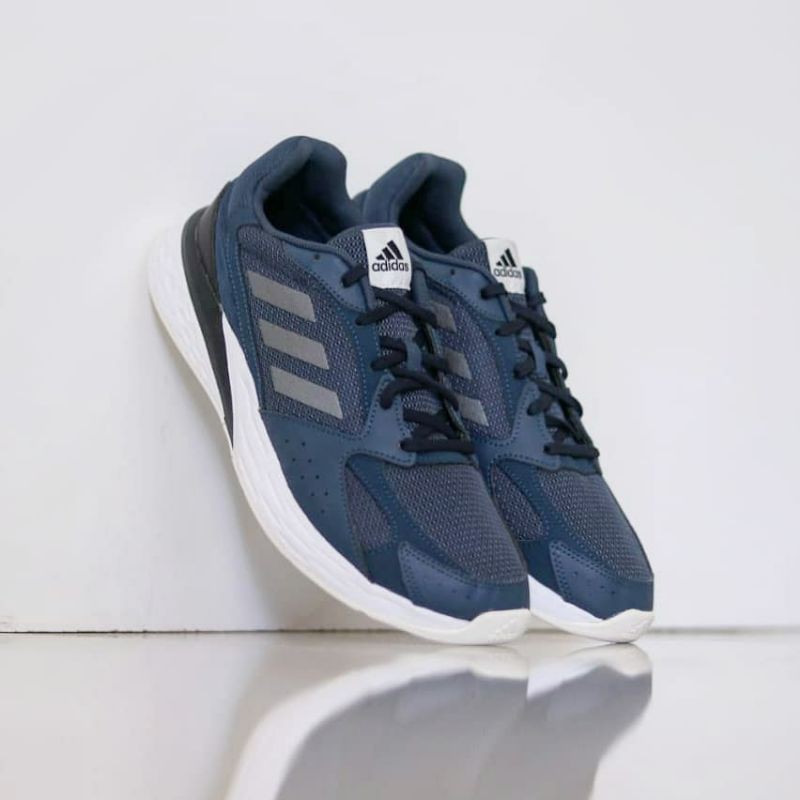 adidas response run white