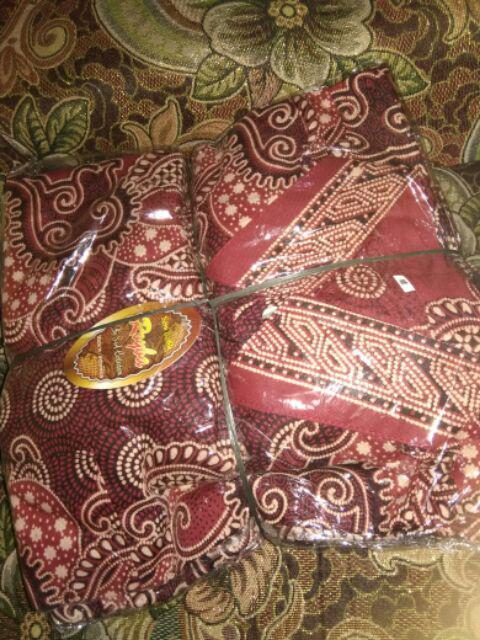 Kemeja/hembatik/bajubatik/pakaianbatik/pakaianpria/batikpria/batikbagus/batikcowok Semi Labirin
