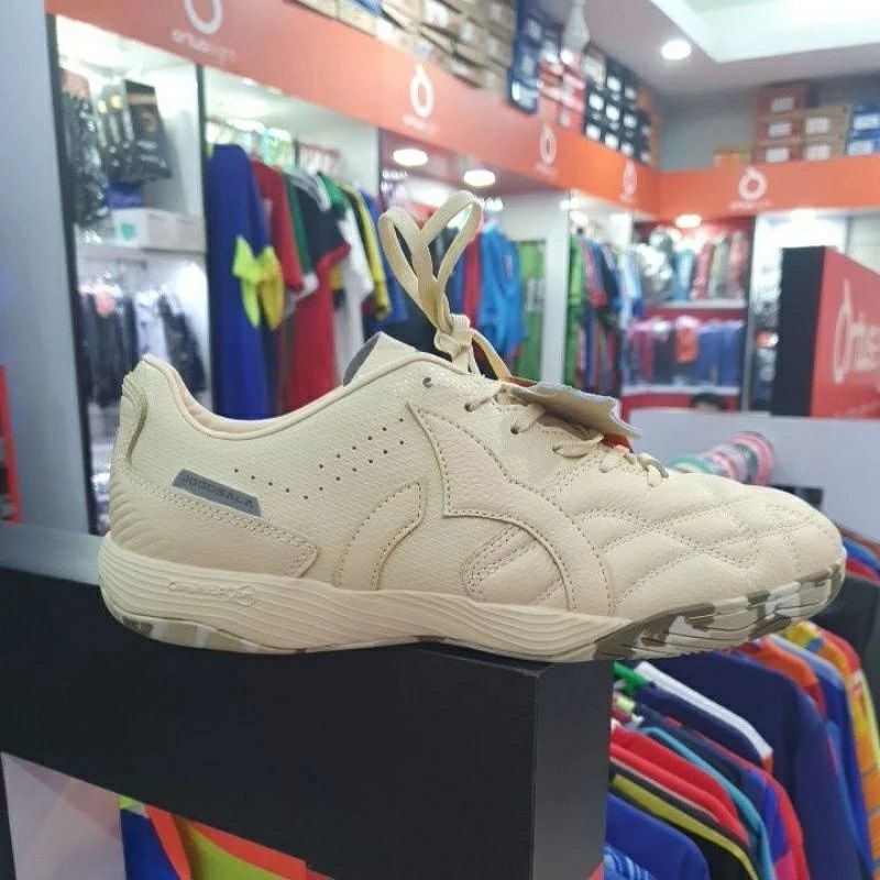 SEPATU FUTSAL ORTUS  JOGOSALA REVOLT IN ORIGINAL