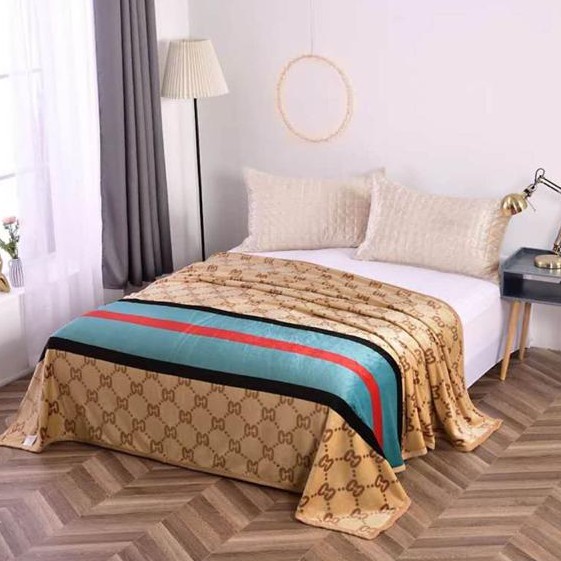 Selimut Bulu Halus Motif Dewasa  Aesthetic Atisashop Murah Berkualitas Lembut Uk135x190 New Arrival-GC Coklat
