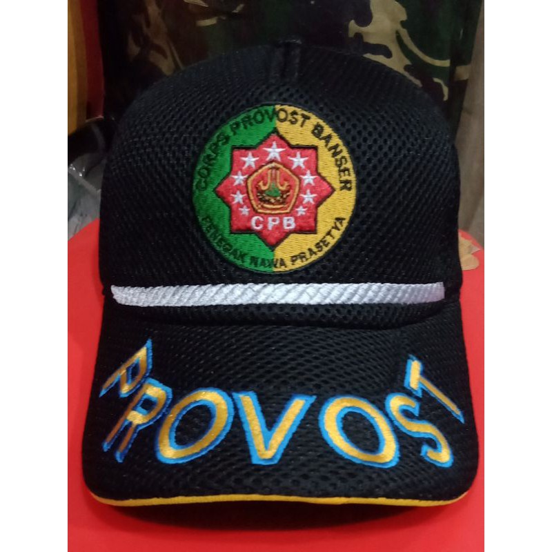 Topi provost banser