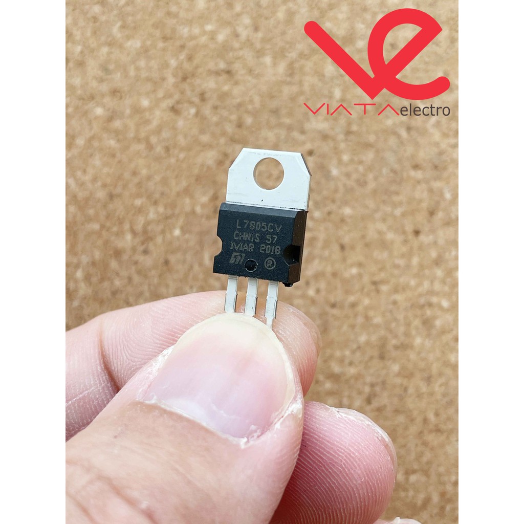 L7805 TRANSISTOR (1bh) L7805 L 7805 VOLTAGE REGULATOR KWALITAS BAGUS L7805CV