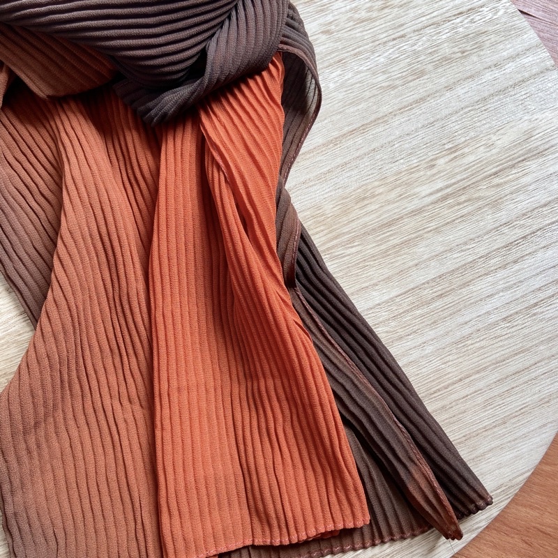 Anna pleats ombre batch 2/pashmina plisket gradasi/pashmina plisket ombre-Mocca