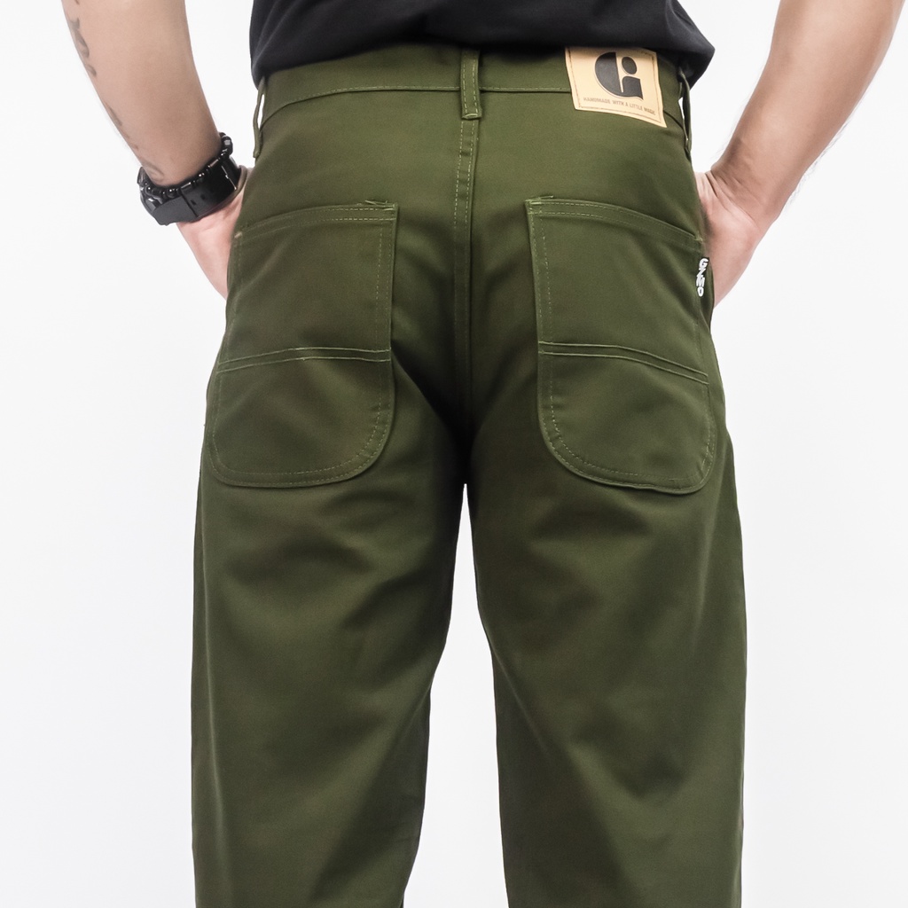 Gizmo Celana Chino Reguler Forthright Green Army Loose pants