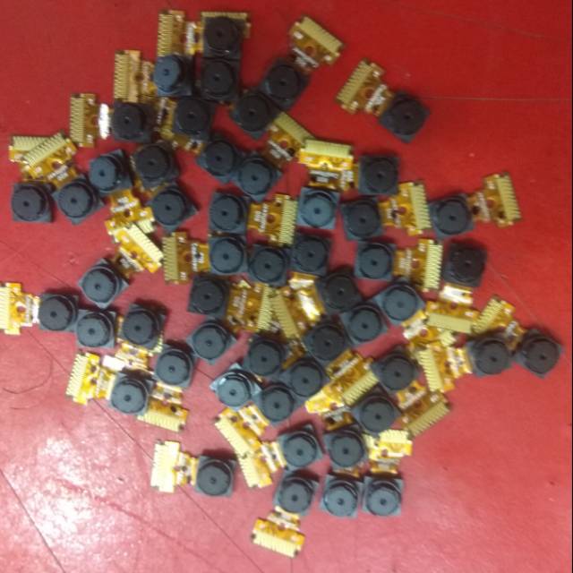 Camera Depan Sharp SH04H & SHV34