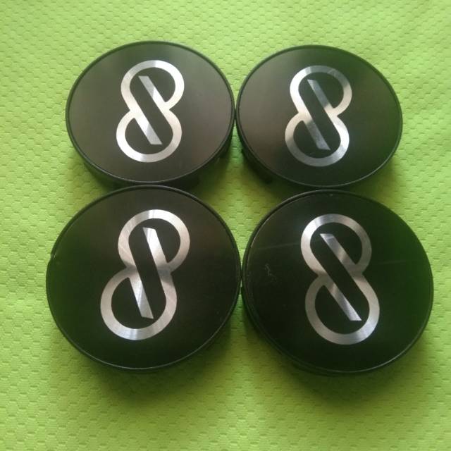 Dop center velg logo Enkei. Variasi Datar. Diameter 5,7 cm