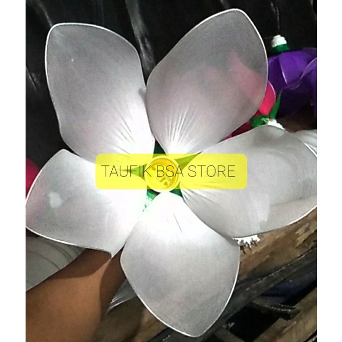 Standing Lampu Bunga Stoking / Kap Lampu Hias Bunga Stoking Dekorasi Fariasi Warna