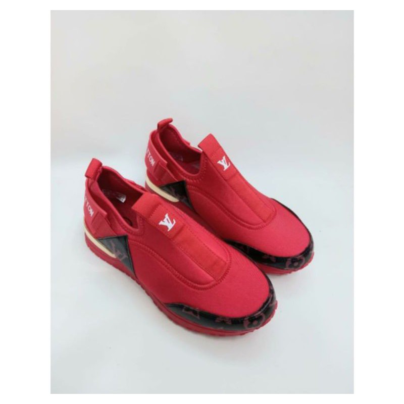 SEPATU SLIP ON IMPORT/SEPATU FASHION IMPORT/SEPATU IMPORT MURAH/SEPATU WANITA BARU/SEPATU lV MURAH
