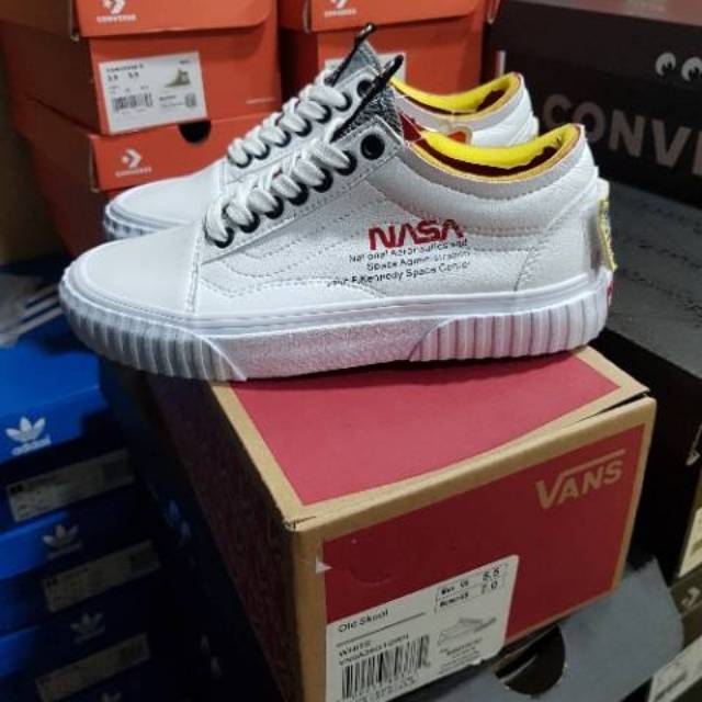 Vans Old Skool x nasa Space Voyager