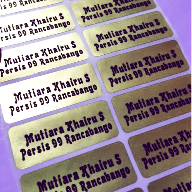 

Label nama anti air sticker waterproof Polos Gold