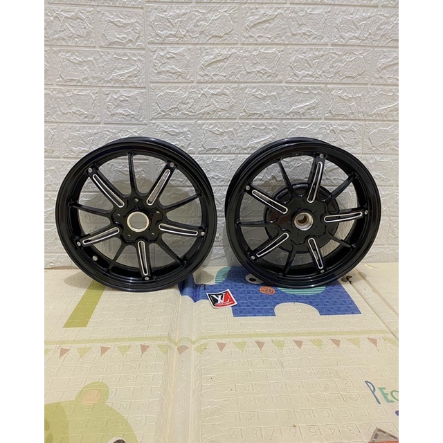 Velg Vespa Sprint Primavera model MK DRAG - Black