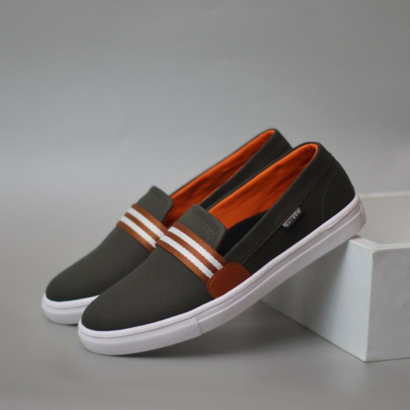 bungkusuku kante - Sepatu Pria Slip On Casual Slop Santai Kerja Nongkrong Original Canvas Premium