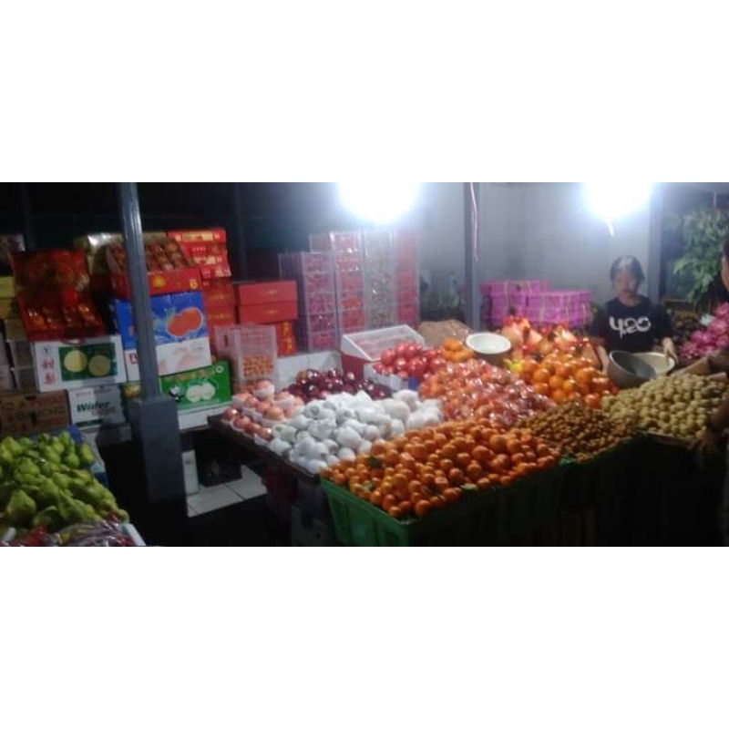 

toko buah segar