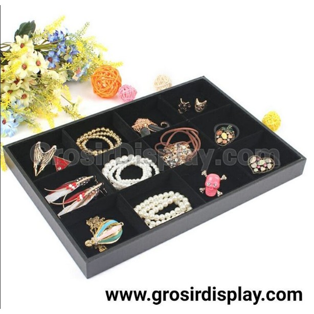 Display Tempat Perhiasan 12 Sekat Bludru Kotak Cincin Kalung Gelang Anting