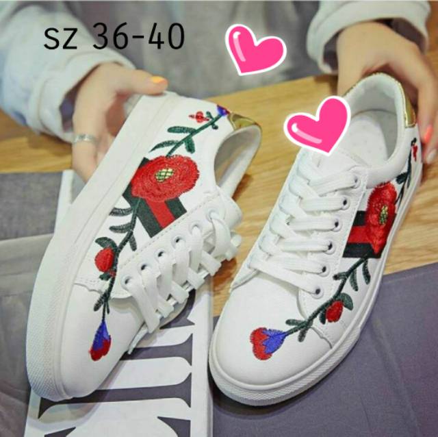 Sepatu wanita korea import tipe 1009