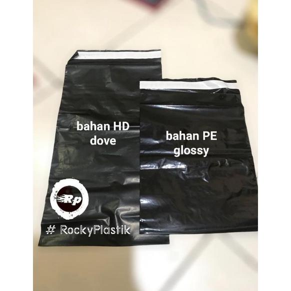 

Plastik Polymailer Hd 30X50 Isi (100Pcs)