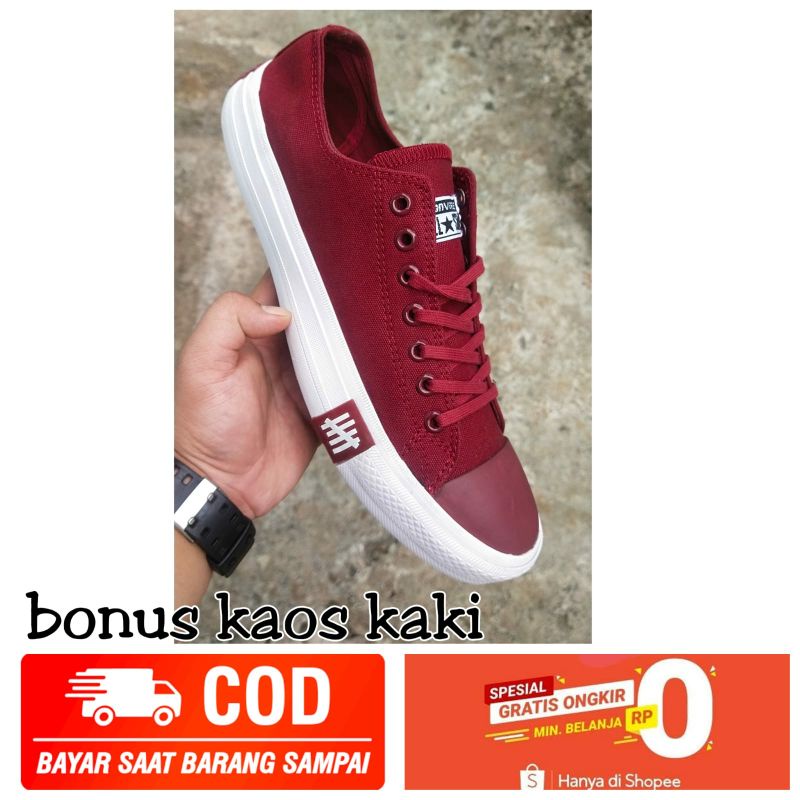 SEPATU CONVERSE PETIR UKURAN BESAR JUMBO BIG SIZE 45 46 SNEAKERS PRIA BONUS KAOS KAKI
