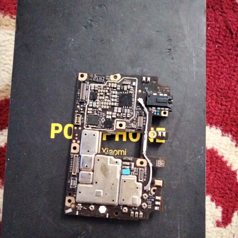mesin matot pocophone F1
