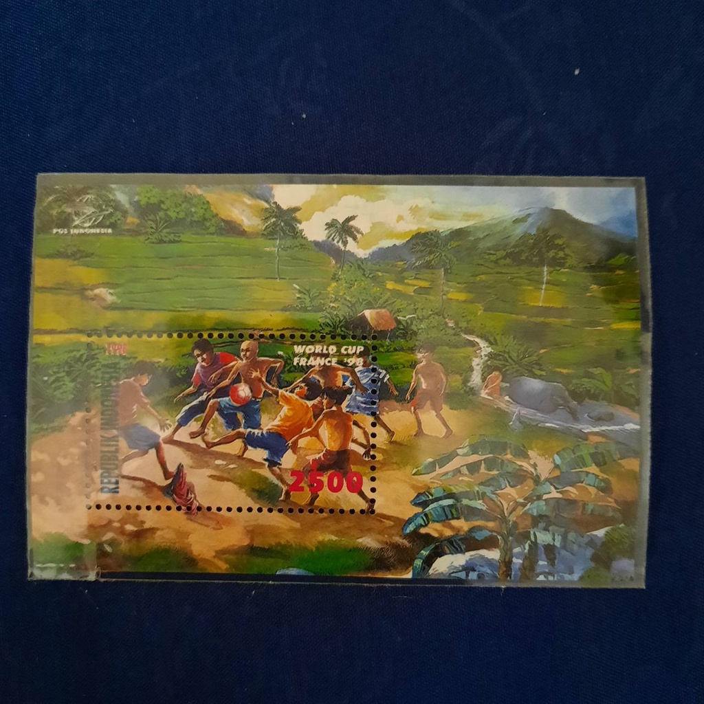 Prangko Souvenir Sheet SS 153. 01-06-1998. PIALA DUNIA