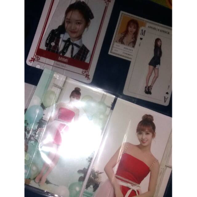 BCW SLEEVE 4 POCKET BINDER 3 RING