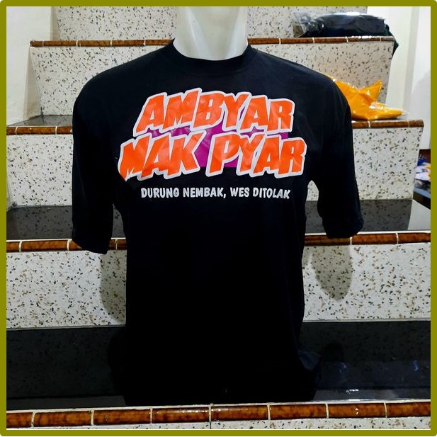 Kaos Ndarboy Genk AMBYAR MAK PYAR Furry Sertya Mas Pur Yusrilfahriza | Baju Distro MURAH VIRAL JS7E2