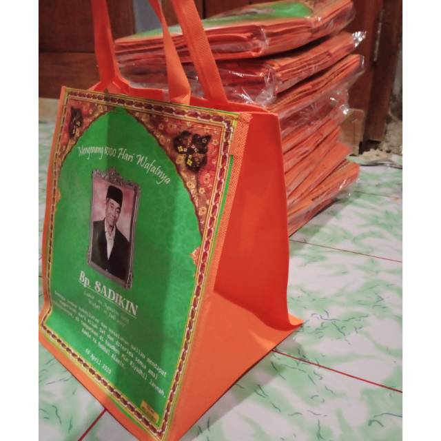 

Tas bahan benner full ukuran box 22x22