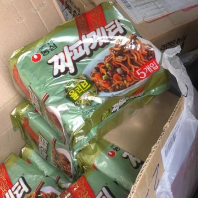 NONGSHIM CHAPAGETTI / CHAPPAGURI / CHAJANGMYUN (film parasite)