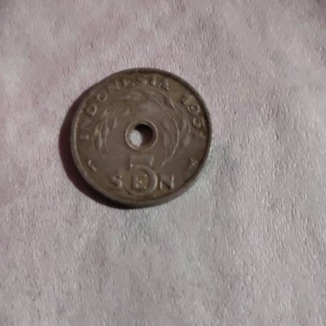 KOIN 5 SEN TAHUN 1951 2 BIJI. BUAT KOLEKSI, BURUAN BELI SEBELUM HABIS
