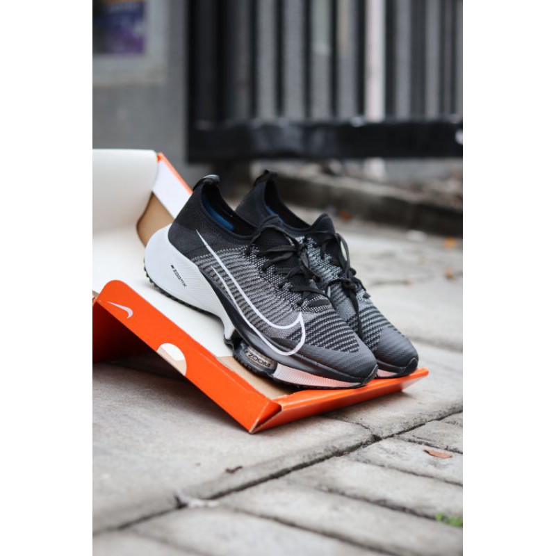 promo sepatu Nike zoom alphafly oreo