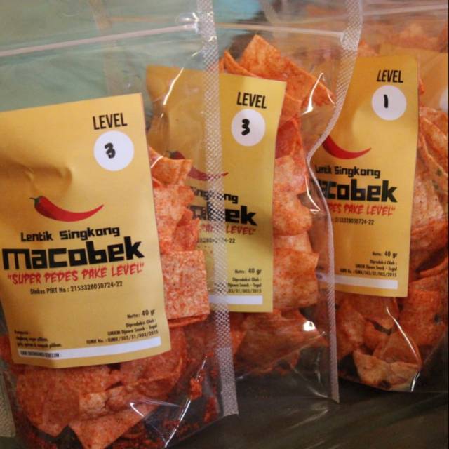 

Keripik Singkong Pedas Macobek Level 1-3
