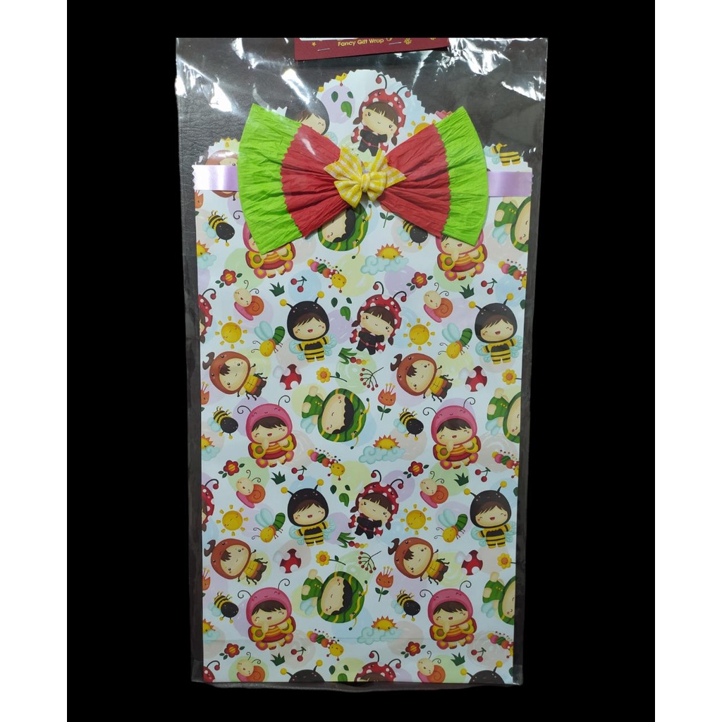 

Gramedia Medan - Kertas kado LOVELY GIFT WRAP UK. BESAR LEBAH