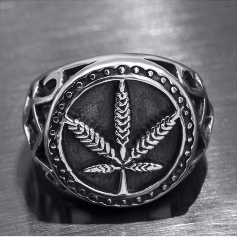 SEUSUK  Cincin Motif Daun Ala Eropa / Amerika Bahan Stainless Steel Gaya Punk untuk Pria / Wanita