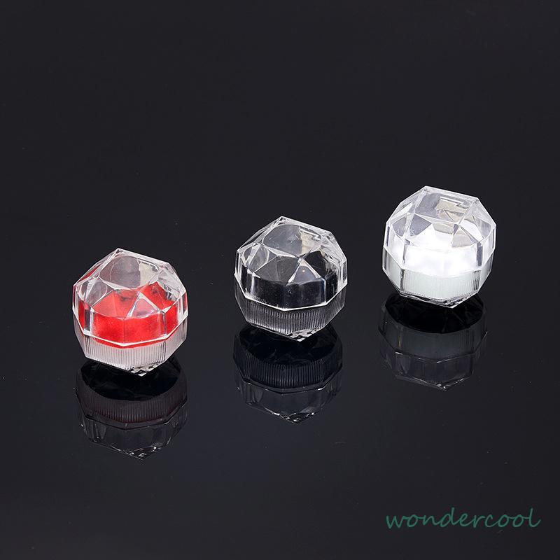 4cm * 4cm Transparan Kotak Cincin Kristal Kotak Cincin Akrilik Kotak Perhiasan Anting -Won