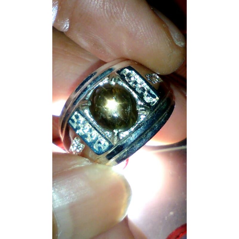 Natural Green sapphire star afrika