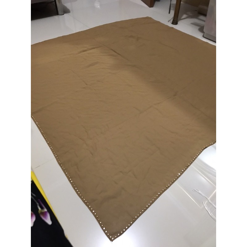 Preloved Hikmat Fashion Scarft Mocca Hijab Jilbab Square Kotak Segiempat Shawl Hijabers Polos