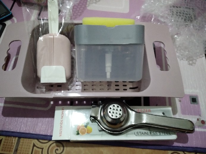 Alat Perasan Jeruk Dan Pemeras Lemon Stainless Steel