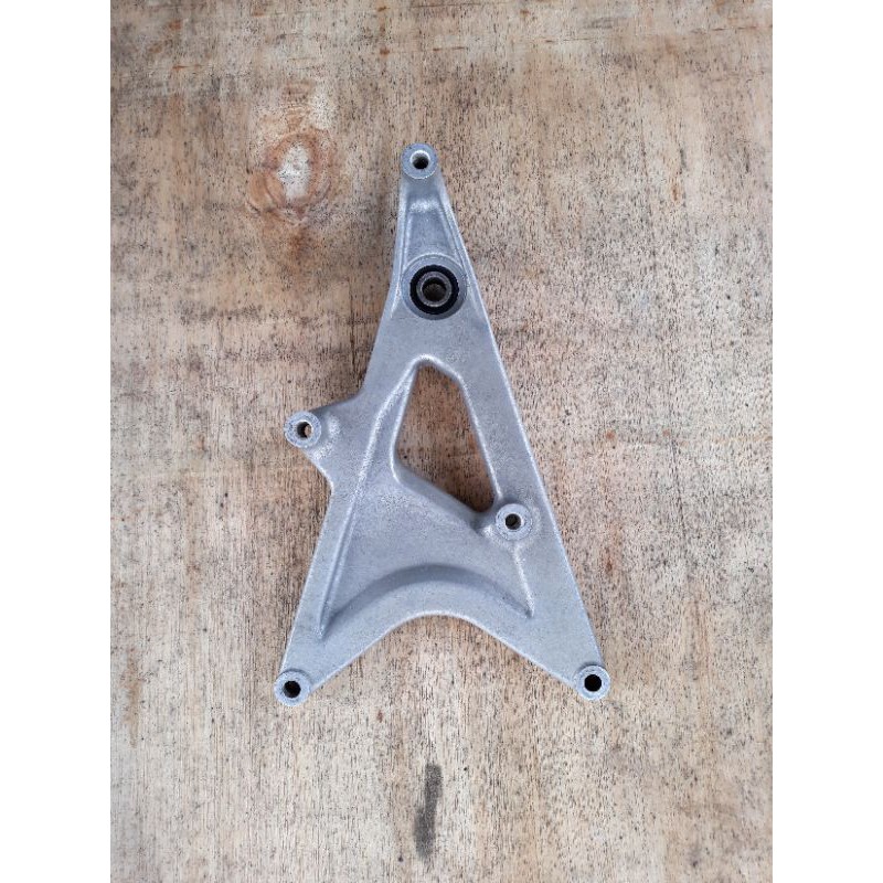 Jual Swing arm arem dudukan knalpot honda vario 125 vario 150 lama
