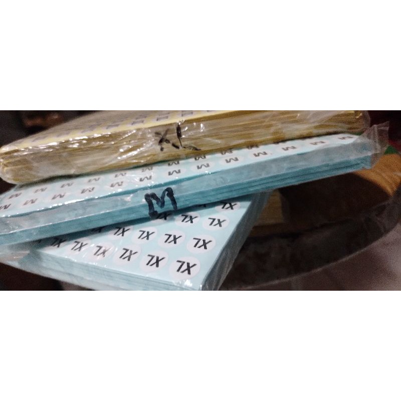 

stiker lebel / sticer lebel size / stiker lebel sise dijual per ± 100 lembar isi 28000 stiker