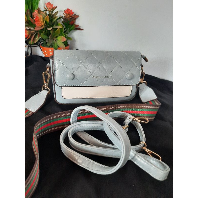 Tas Impor Charles & Keith Blue Sky White KW