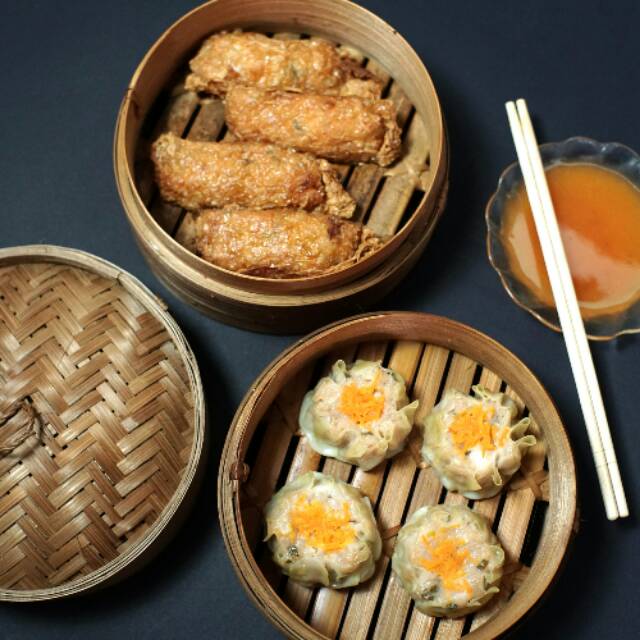 

Frozen Siomay mix Tofu Skin Roll (1 pack isi 10 pcs mix)