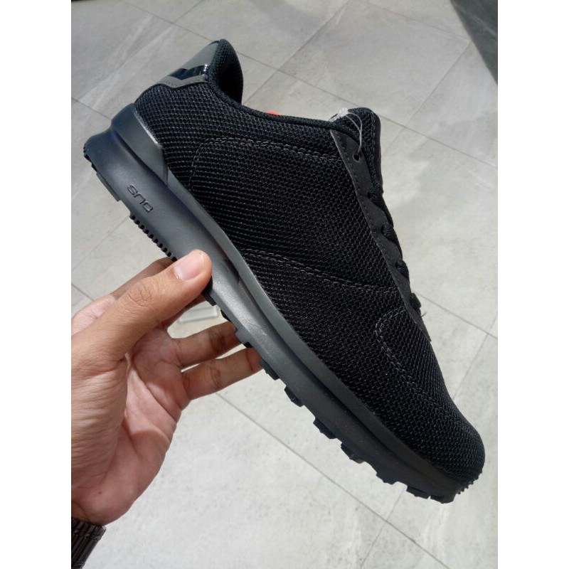 Piero Alvaro B P20698 Black Sepatu Sekolah Hitam Anak