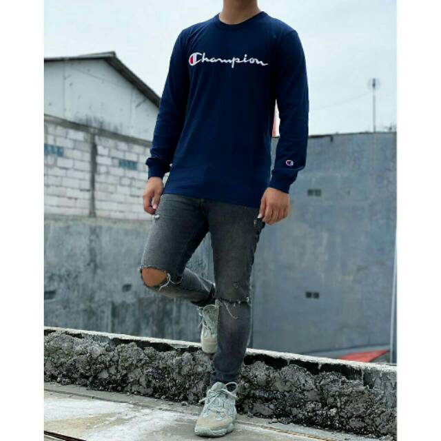 CHAMPION Long Sleeve Embroidered Script Kaos Champion Lengan Panjang Sisa ekspor TERMURAH Original
