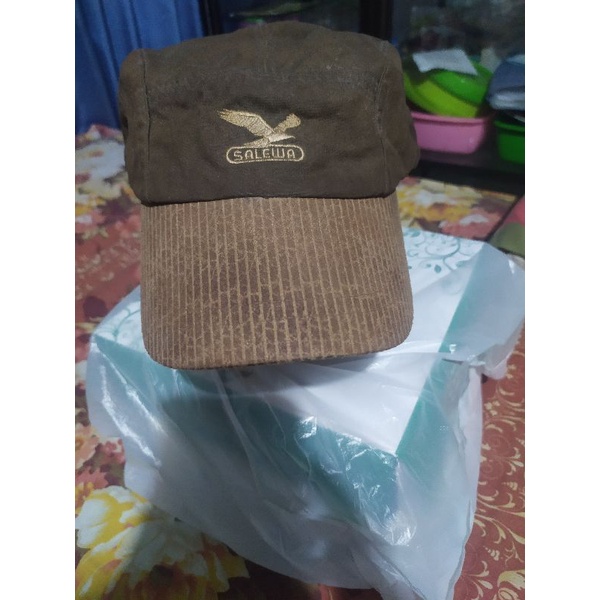 Topi Vintage Salewa