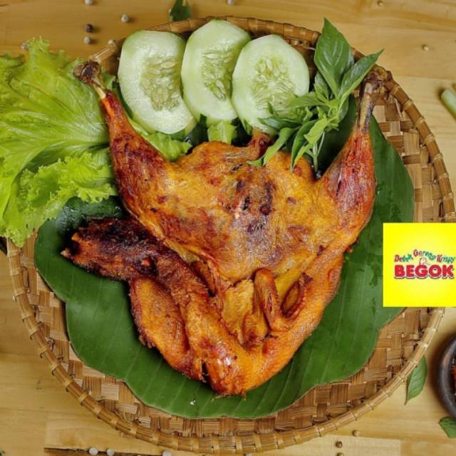 Bebek Utuh Goreng BEGOK (Frozen)