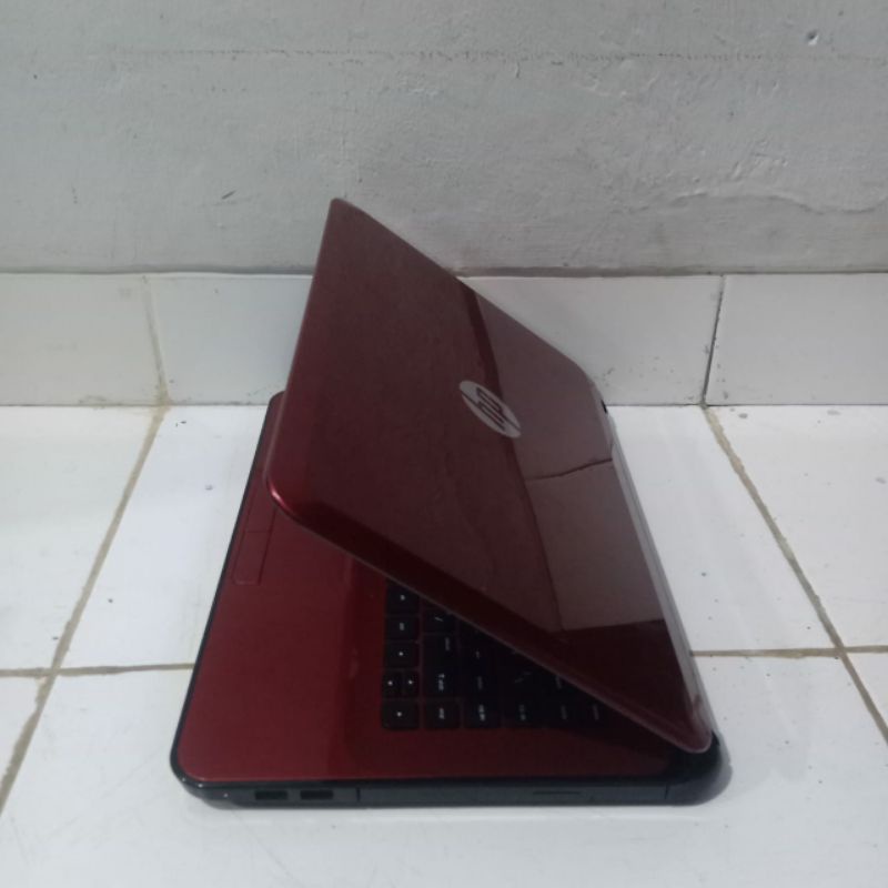 Laptop HP 14 Amd E1-2100 Ram 4GB HDD 500GB Vga Amd Radeon HD 8210 Layar 14 inc Full aplikasi siap