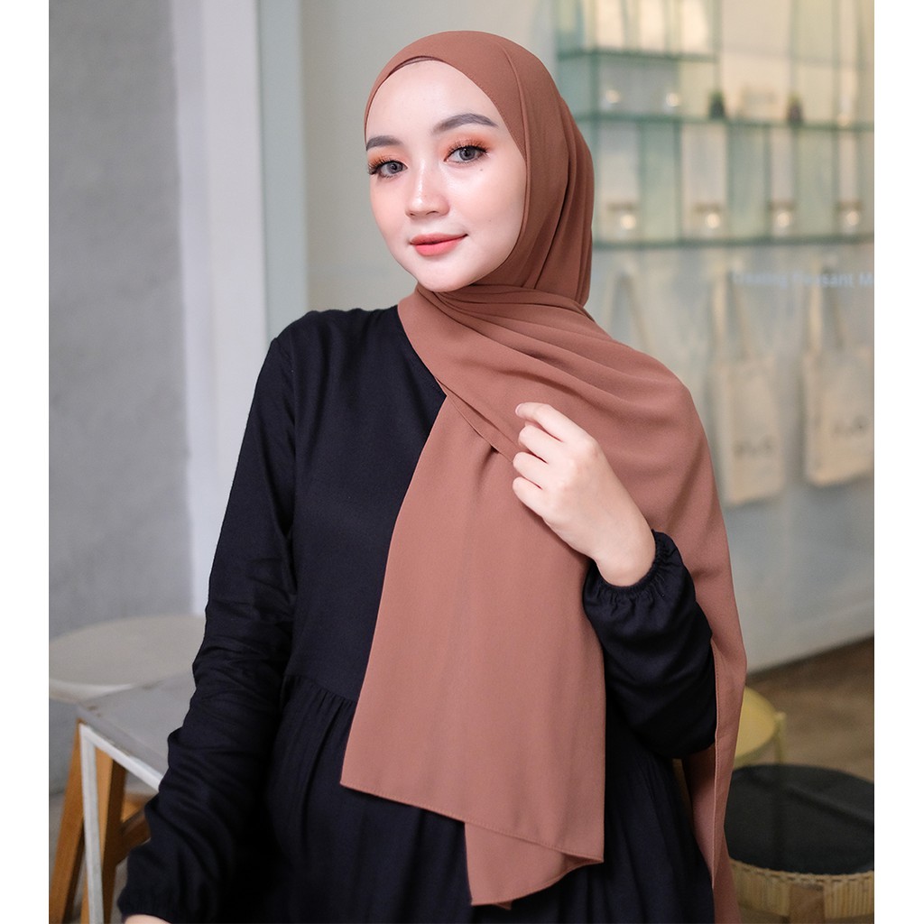 Vallina Outfit - Hijab Pashmina Shawl Cyra | Kerudung Pasmina Sabyan Ayla Premium-3